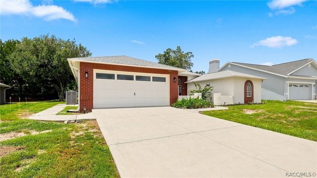 1140 S Softwind Loop, Lecanto, FL 34461