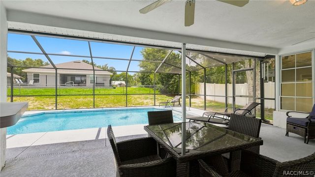 1140 S Softwind Loop, Lecanto, FL 34461