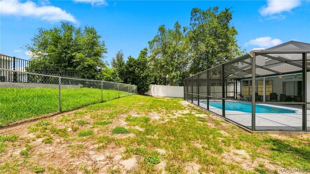 1140 S Softwind Loop, Lecanto, FL 34461