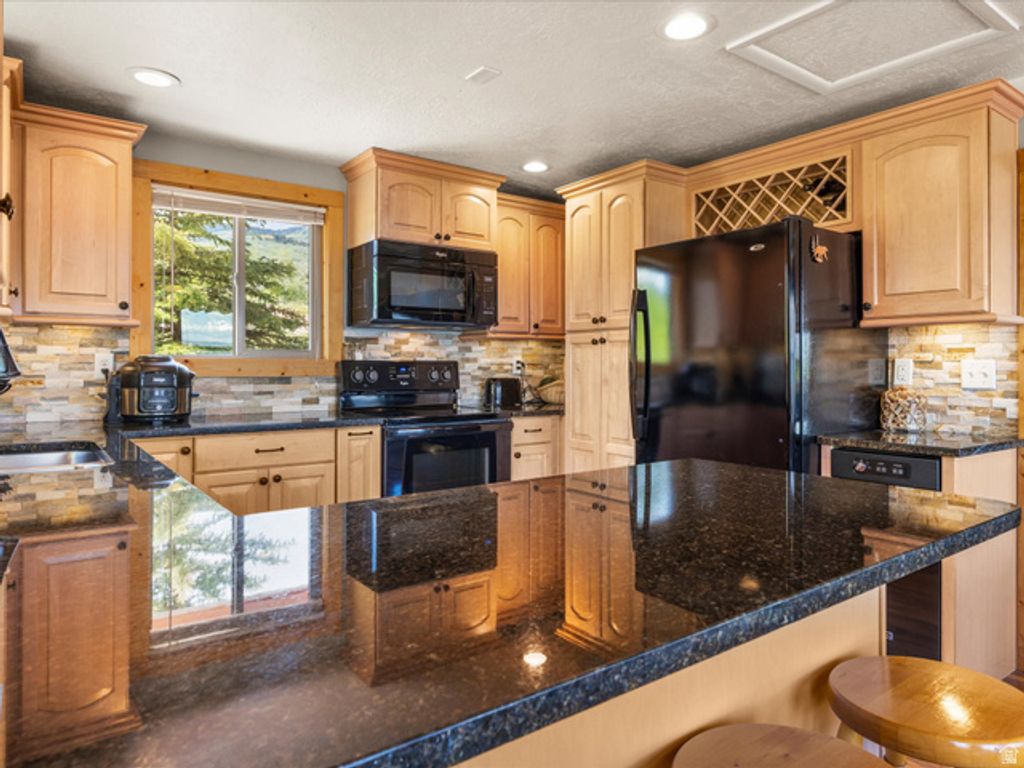 Image 24 of property listing at 371 LEWIS LOOP #29, Fish Haven, ID 83287