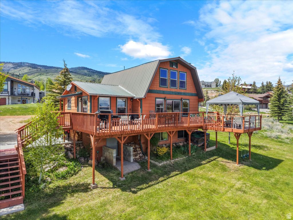 Image 5 of property listing at 371 LEWIS LOOP #29, Fish Haven, ID 83287