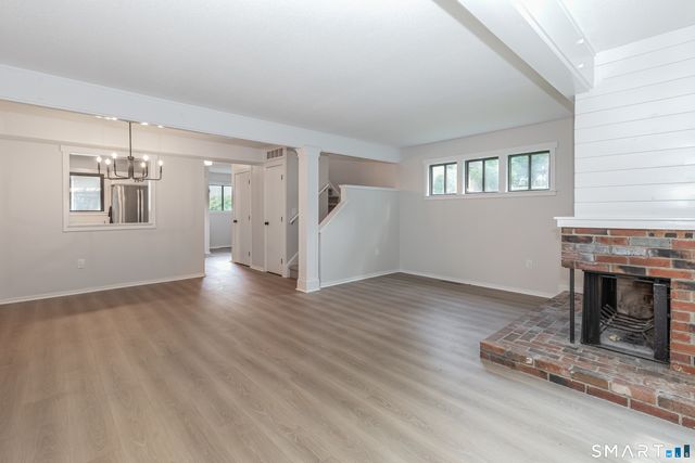 47 Woods Way 47, Woodbury, CT 06798