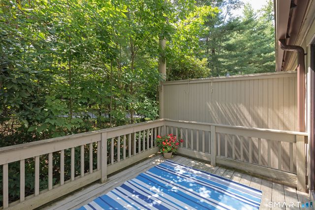 47 Woods Way 47, Woodbury, CT 06798