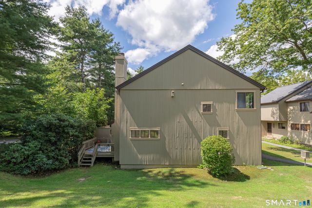 47 Woods Way 47, Woodbury, CT 06798