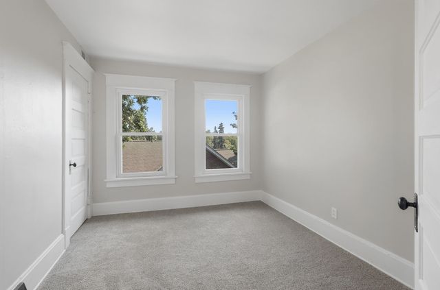 2031 Eastern Avenue, Davenport, IA 50803