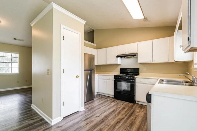 5255 Sugar Crest Drive, Buford, GA 30518