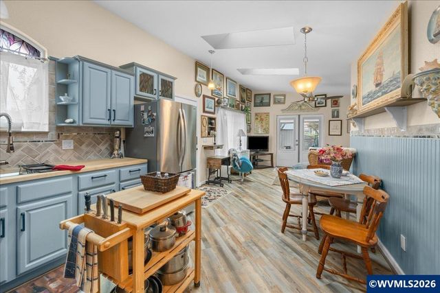 1940 Highway 101, Rockaway Beach, OR 97136