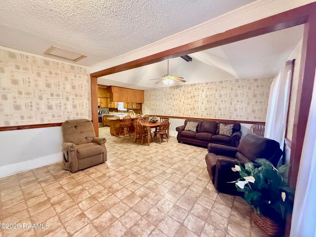 9217 Harold Landry Road, New Iberia, LA 70563