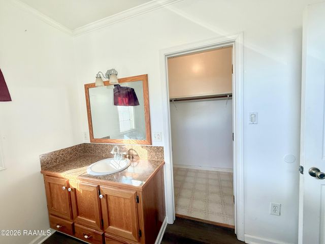 9217 Harold Landry Road, New Iberia, LA 70563