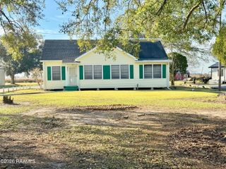 9217 Harold Landry Road, New Iberia, LA 70563