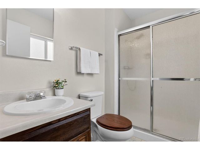 906 Harrison Dr, Lafayette, CO 80026