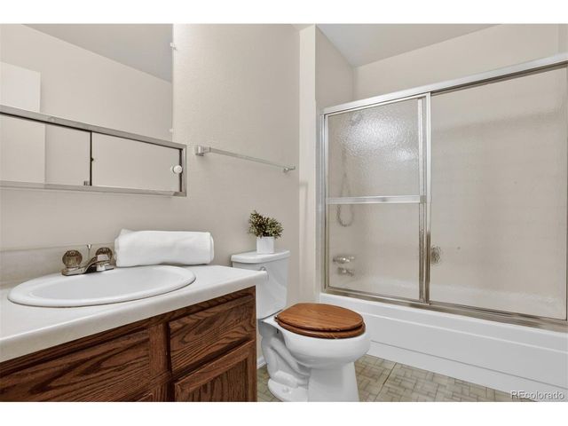 906 Harrison Dr, Lafayette, CO 80026