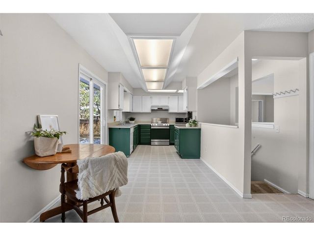 906 Harrison Dr, Lafayette, CO 80026