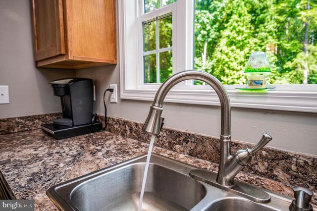 7324 RED FEATHER LN, Spotsylvania, VA 22551