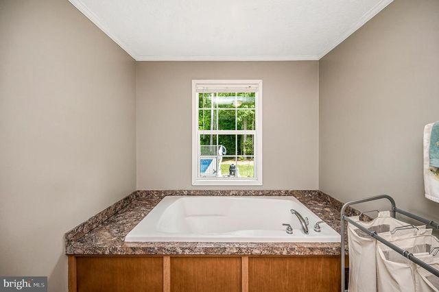 7324 RED FEATHER LN, Spotsylvania, VA 22551