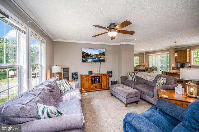 7324 RED FEATHER LN, Spotsylvania, VA 22551