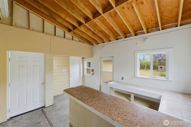 16 Oak Park Drive SW, Lakewood, WA 98499