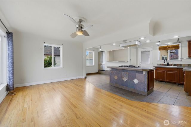 16 Oak Park Drive SW, Lakewood, WA 98499