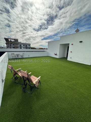 3422 NW 5th Ave 404, Miami, FL 33127