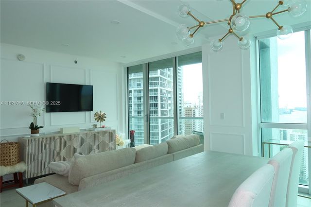 500 Brickell Ave 3902, Miami, FL 33131