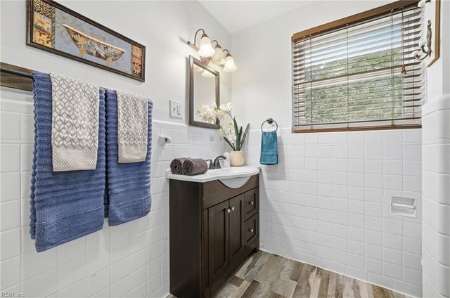 1643 Banning RD, Norfolk, VA 23518