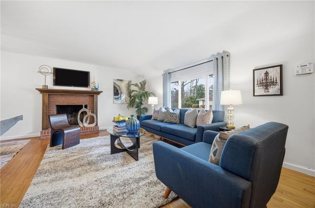 1643 Banning RD, Norfolk, VA 23518