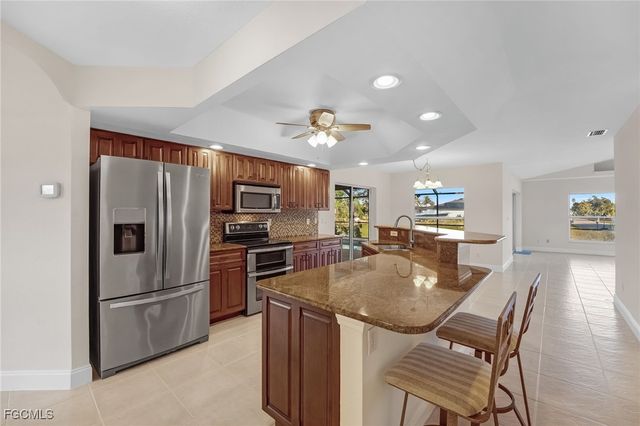 1631 SE 2nd ST, Cape Coral, FL 33990