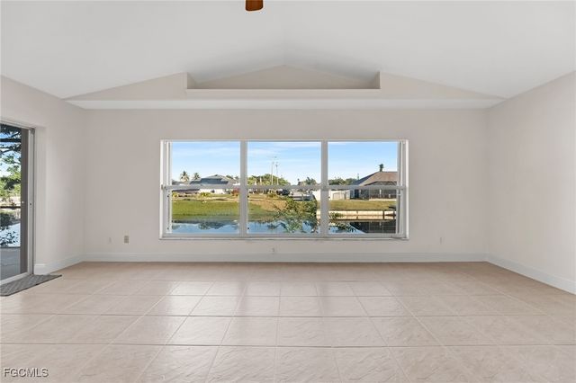 1631 SE 2nd ST, Cape Coral, FL 33990