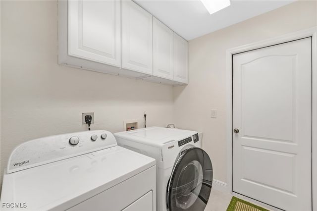 1631 SE 2nd ST, Cape Coral, FL 33990