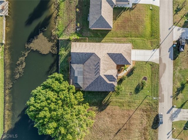 1631 SE 2nd ST, Cape Coral, FL 33990