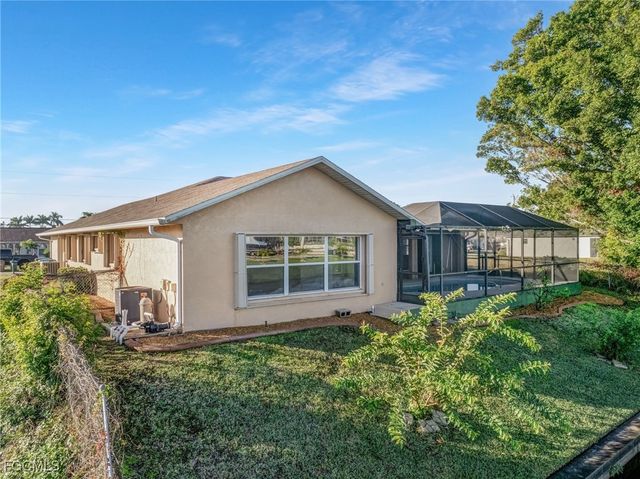 1631 SE 2nd ST, Cape Coral, FL 33990