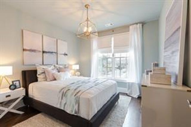 130 Clover Court, Roswell, GA 30075