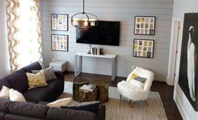 130 Clover Court, Roswell, GA 30075