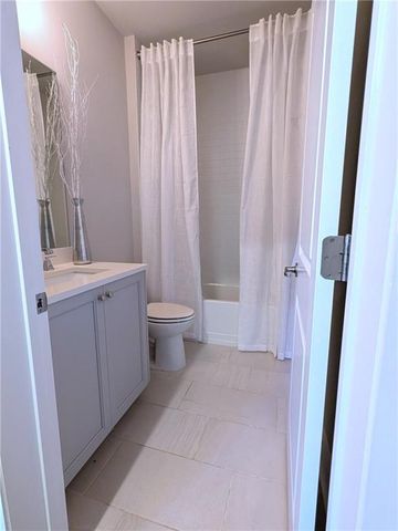 130 Clover Court, Roswell, GA 30075