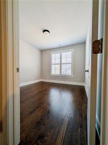 130 Clover Court, Roswell, GA 30075