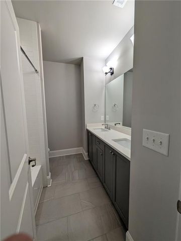 130 Clover Court, Roswell, GA 30075