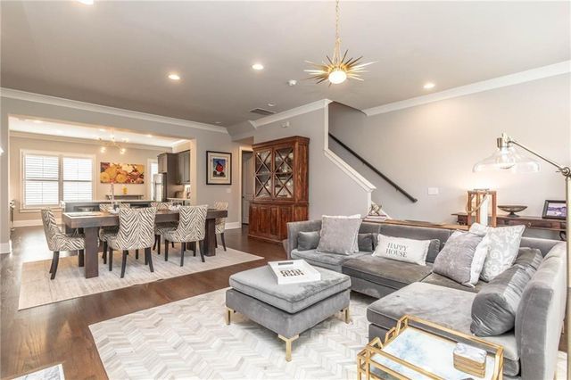 130 Clover Court, Roswell, GA 30075