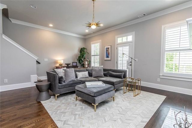 130 Clover Court, Roswell, GA 30075