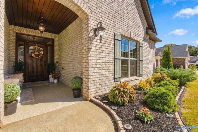 209 Somerdale Lane, Huntsville, AL 35811