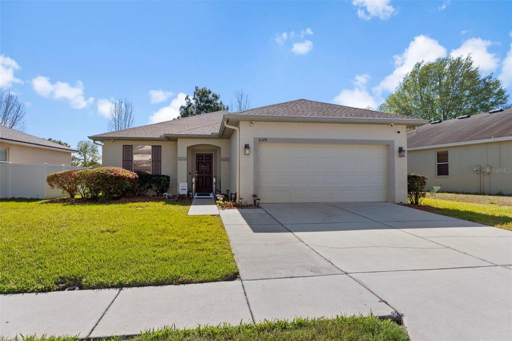 Image 1 of property listing at 8398 INDIAN LAUREL LANE, Brooksville, FL 34613