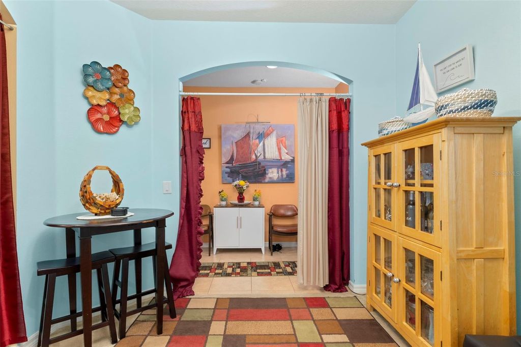 Image 15 of property listing at 8398 INDIAN LAUREL LANE, Brooksville, FL 34613