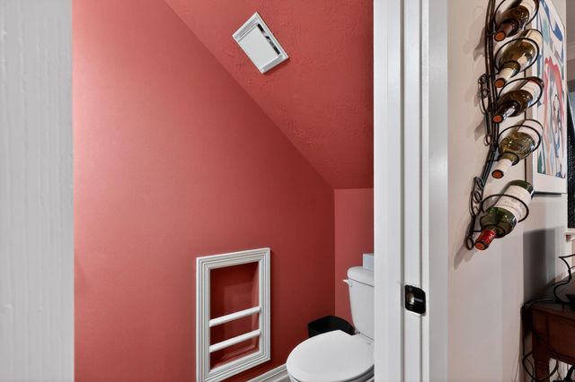 2636 Couch Street, Houston, TX 77008