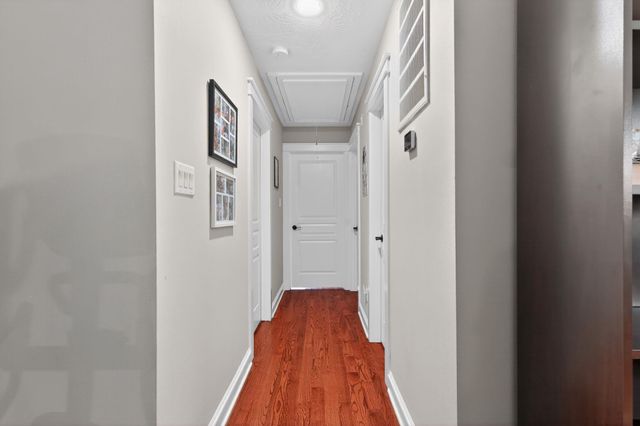 2636 Couch Street, Houston, TX 77008