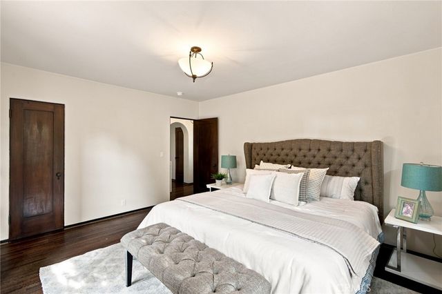 438 W Duarte, Monrovia, CA 91016