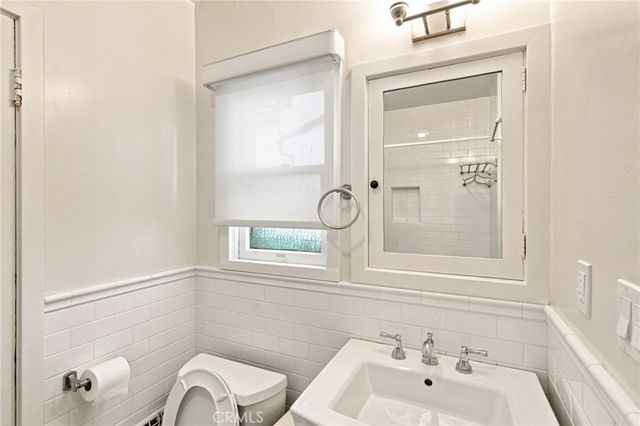 438 W Duarte, Monrovia, CA 91016