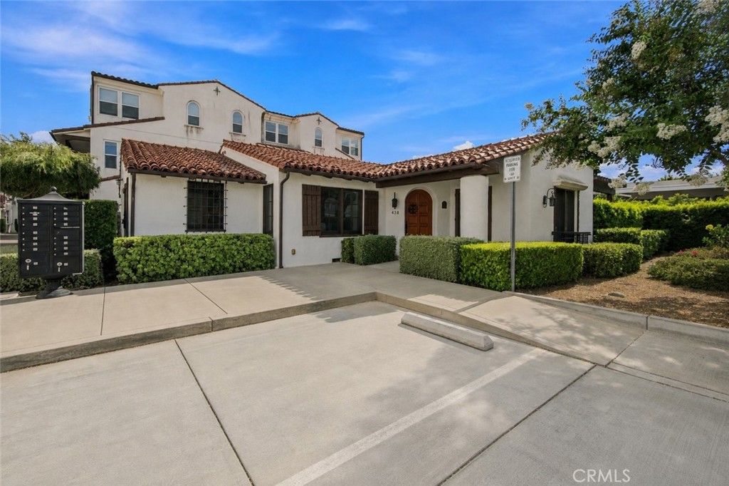 438 W Duarte, Monrovia, CA 91016