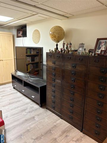 157 Queen Street, Bergenfield, NJ 07621