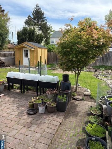 157 Queen Street, Bergenfield, NJ 07621