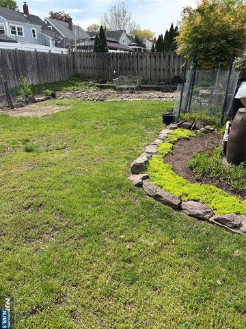 157 Queen Street, Bergenfield, NJ 07621