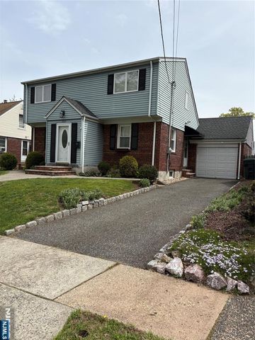 157 Queen Street, Bergenfield, NJ 07621